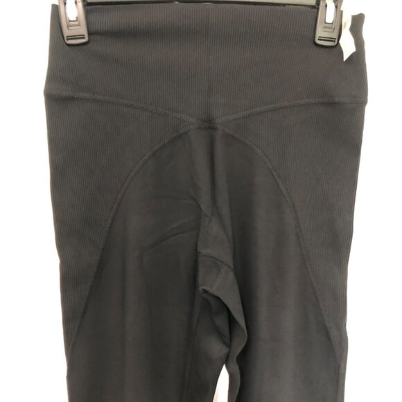 Offline By Aerie Hi-Rise Black Leggings Size Large Nylon & Elastane Comfort NWT - Picture 6 of 11